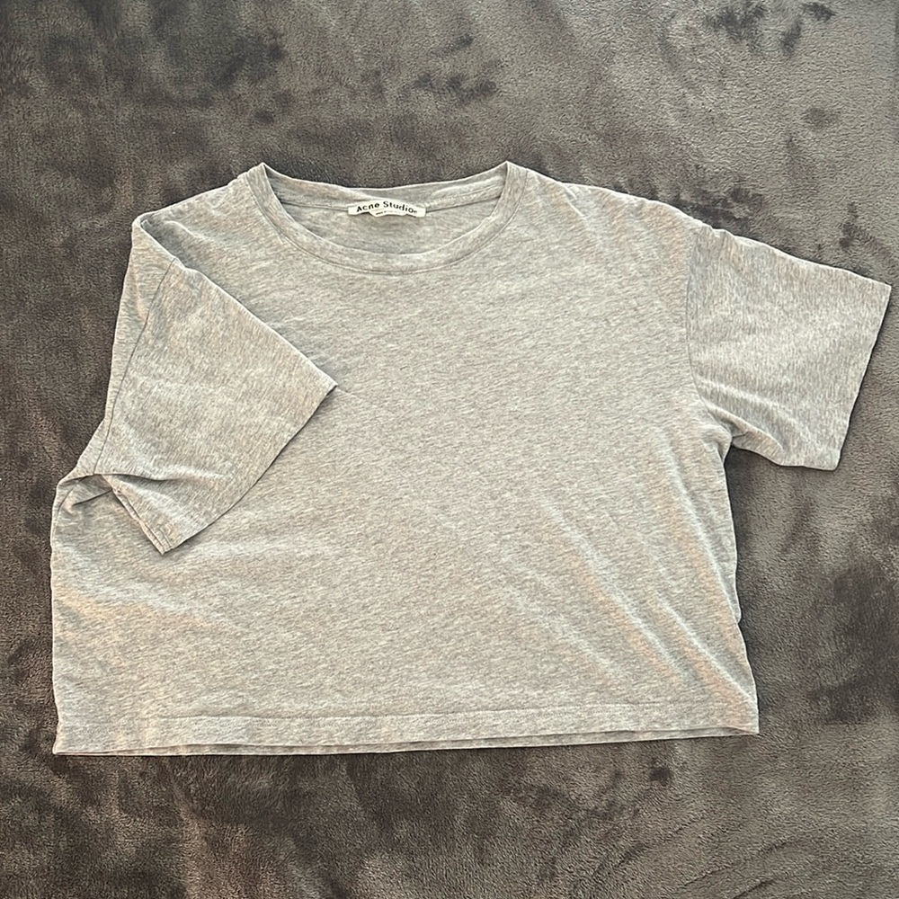 Acne Studios gray cropped tee
